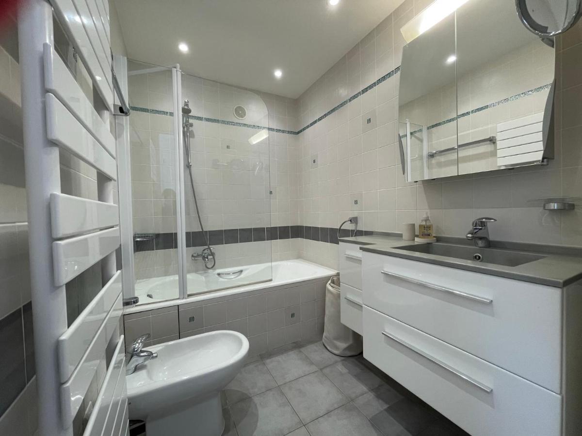 C012-Appartement Confortable Avec Piscine, Tennis Et Grand Parc Cannes Exteriör bild