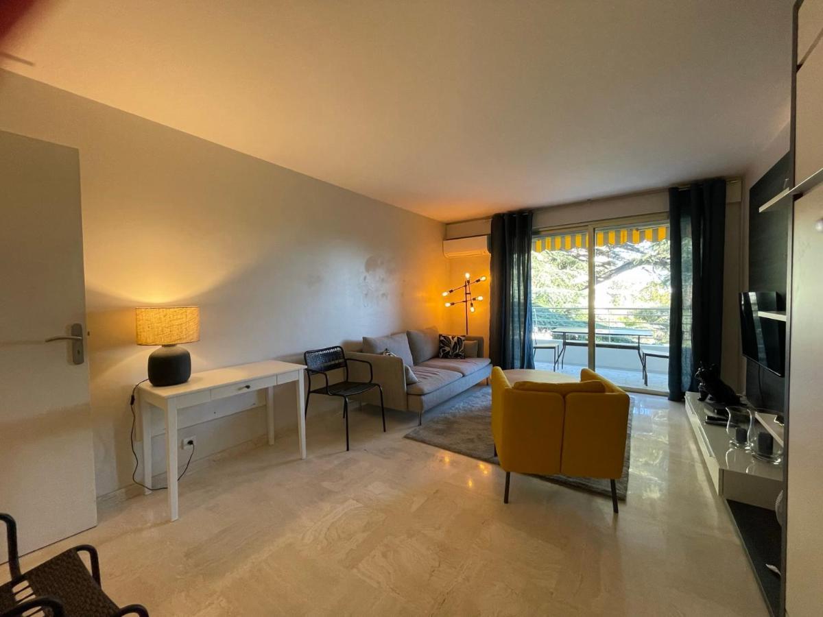 C012-Appartement Confortable Avec Piscine, Tennis Et Grand Parc Cannes Exteriör bild